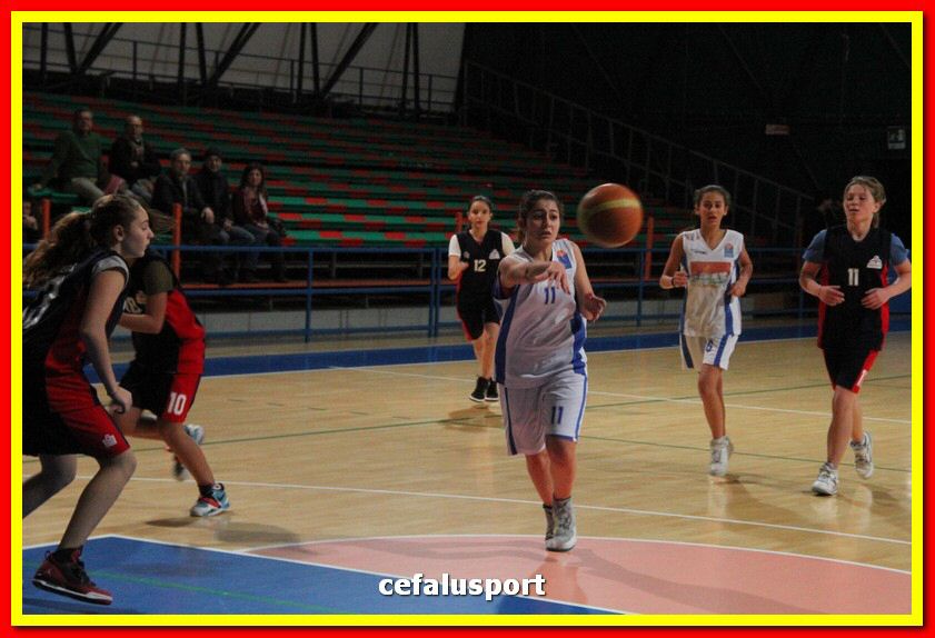 150228 Basket_U13F 102_tn.jpg